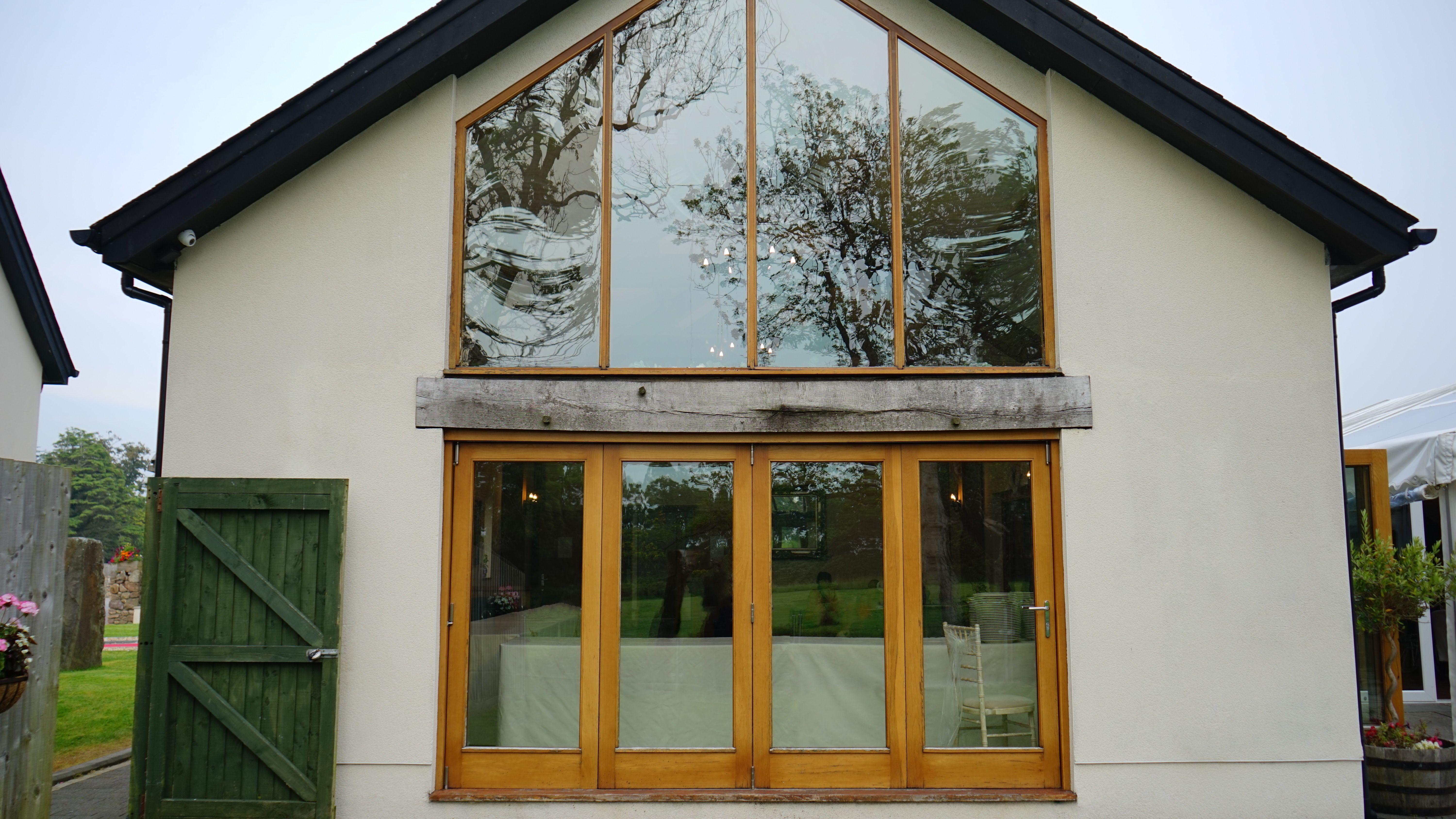 Modern window installation project